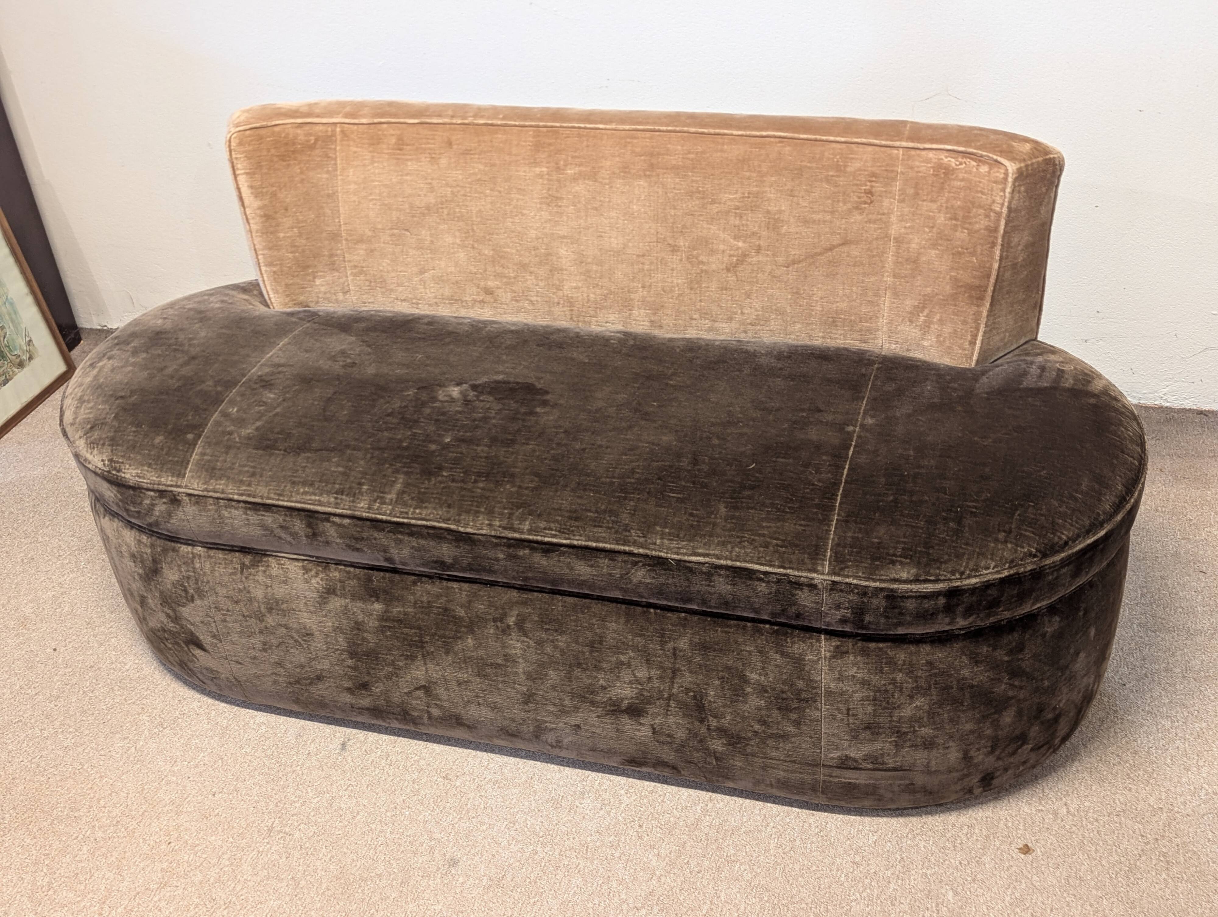 Velvet bench from Boucheron Paris.