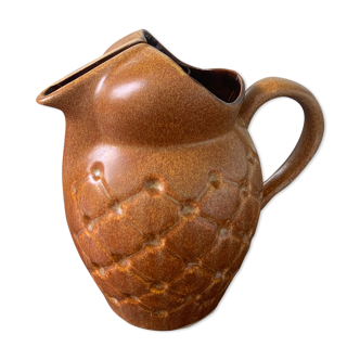 Sandstone pitcher