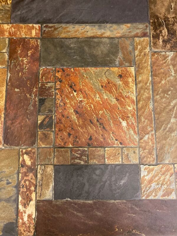 Table basse vintage, ardoise aux couleurs bronze et cuivre, années 1960/70.