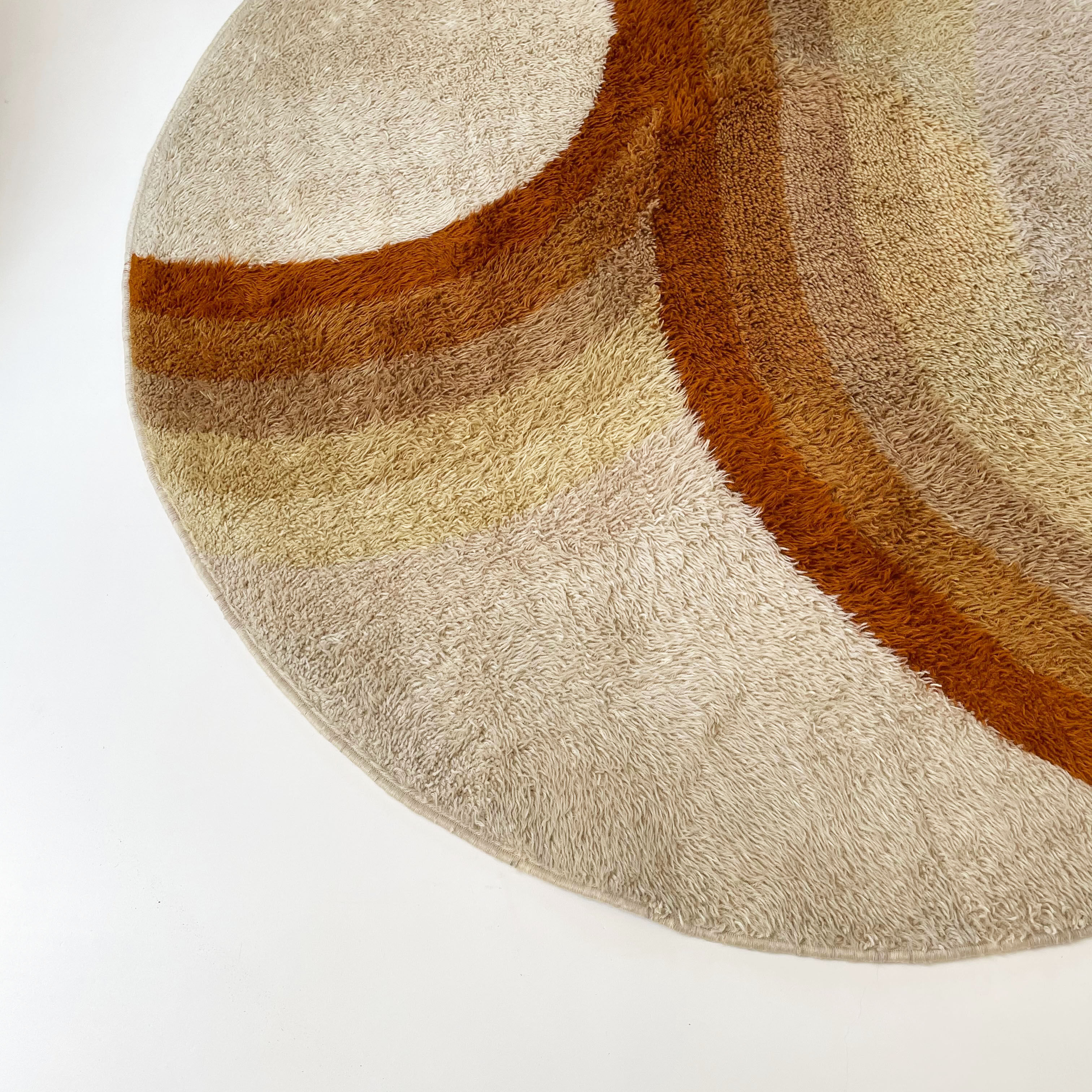 Pile rya rug by desso, netherlands