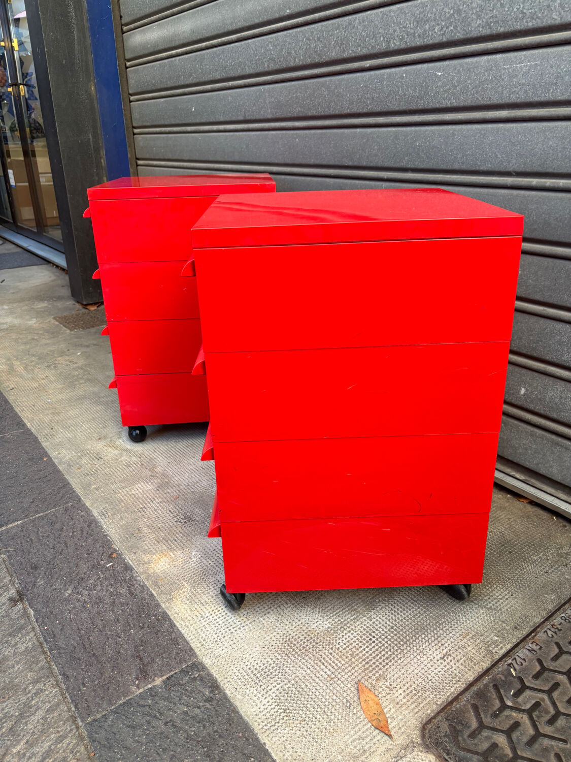 Paire de caissons Kartell 4 tiroirs Design Simon Fussell Années 1970/8