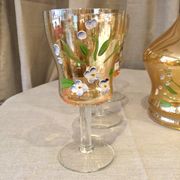 Service of 6 glasses and 1 carafe painted glass and enamel decorated with small flowers