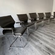 Set of 6 Uno chairs in grey leather on tubular chrome cantilevered frames