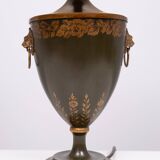 Beautiful metal green-painted tôle table lamp 1960s france