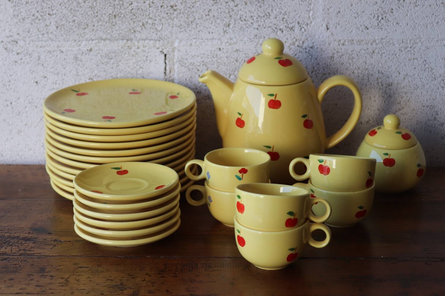 Hand-painted earthenware tea set – red apple motif