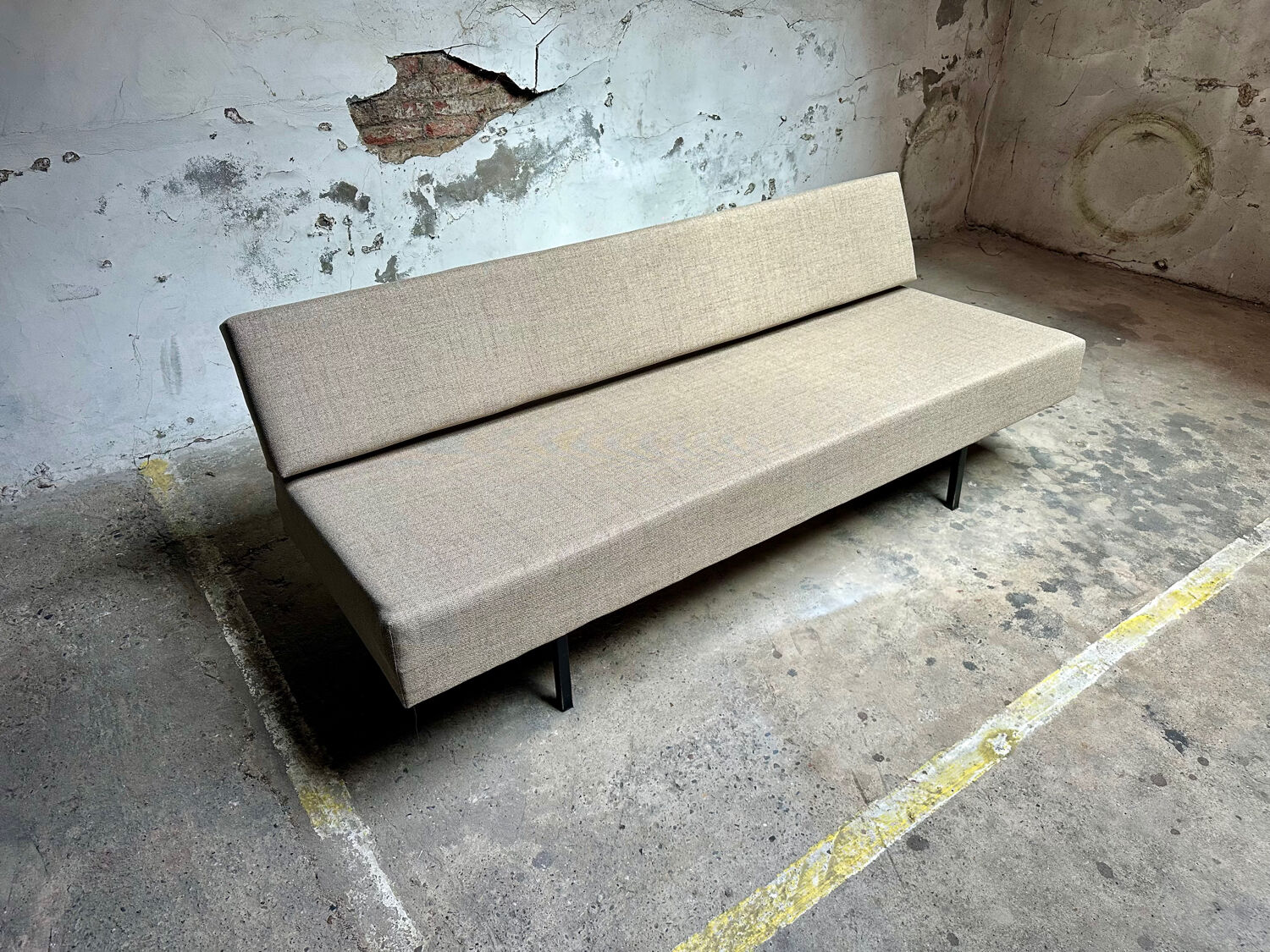 Martin Visser BR02 original sofa bed – Fully restored