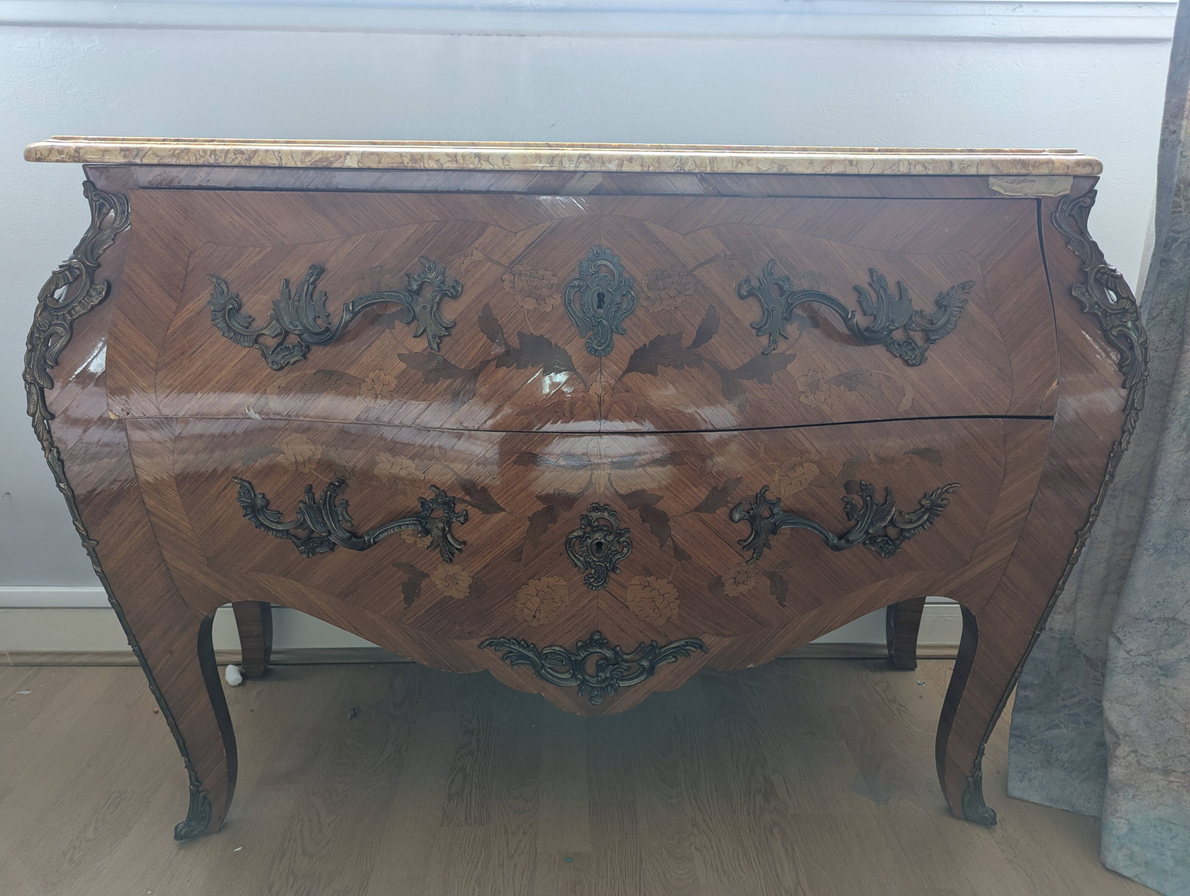 Curved commode in Louis XV style – marquetry & marble – bronze fittings