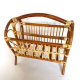 Rattan magazines holder