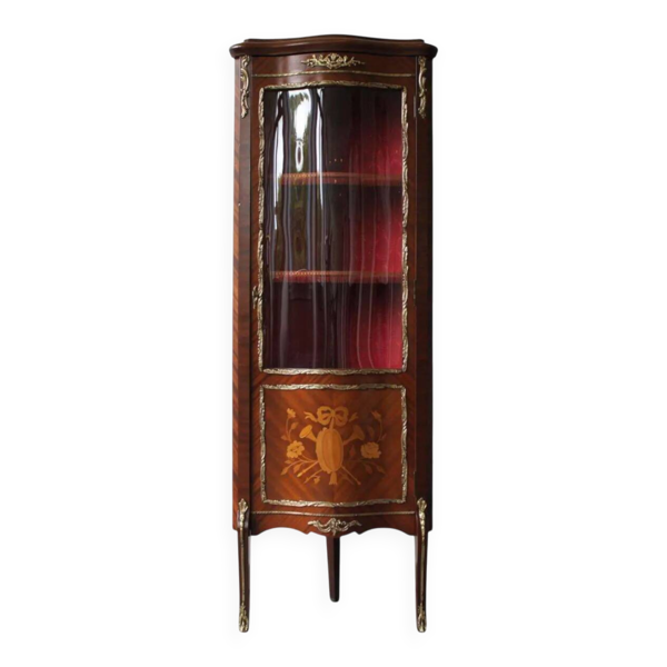 Vitrine d'encoignure de style Louis XVI en acajou et marqueterie.