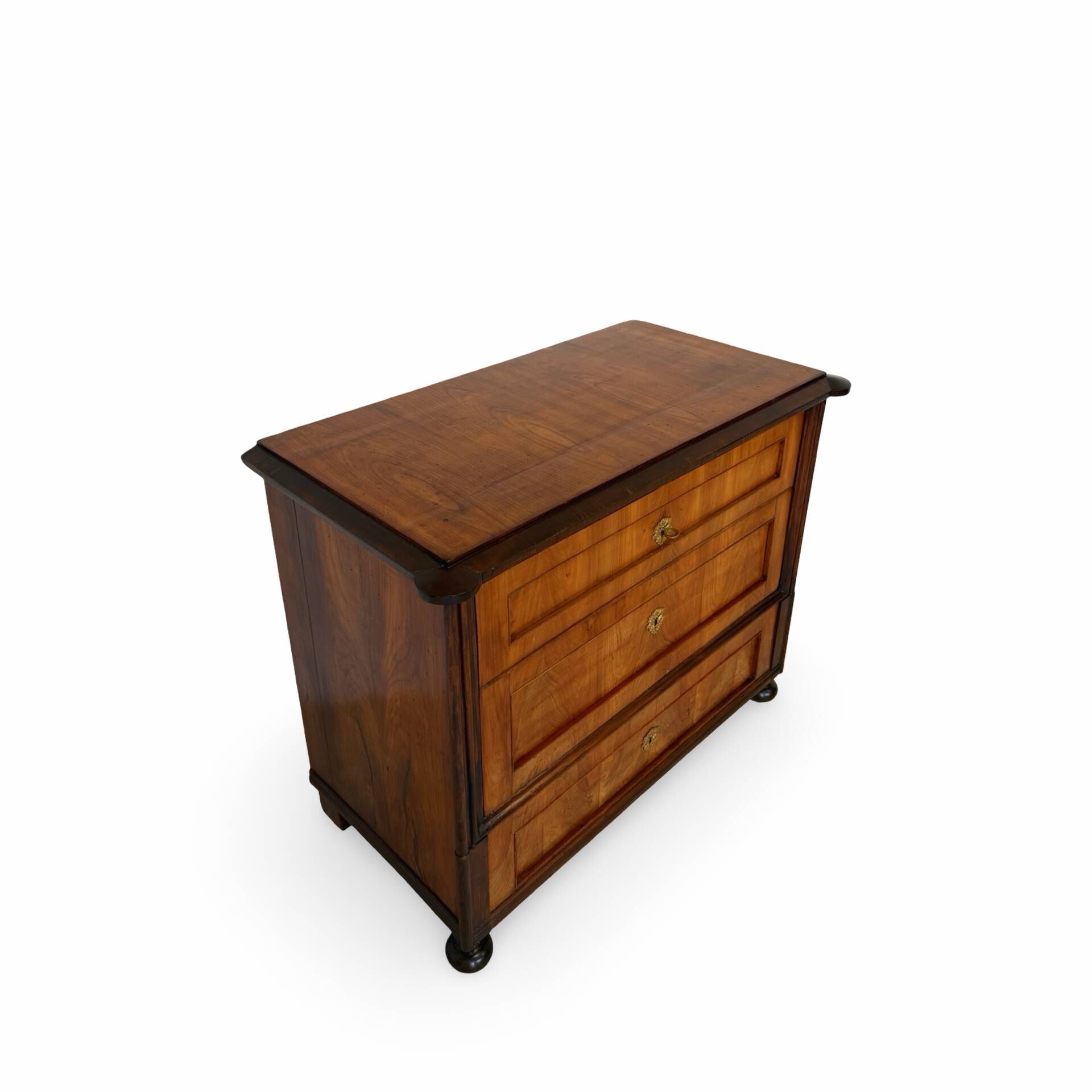 Small Antique walnut and walnut veneered Chest of Drawers – Neoclassic