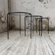 Tables basses gigogne métal et verre années 50