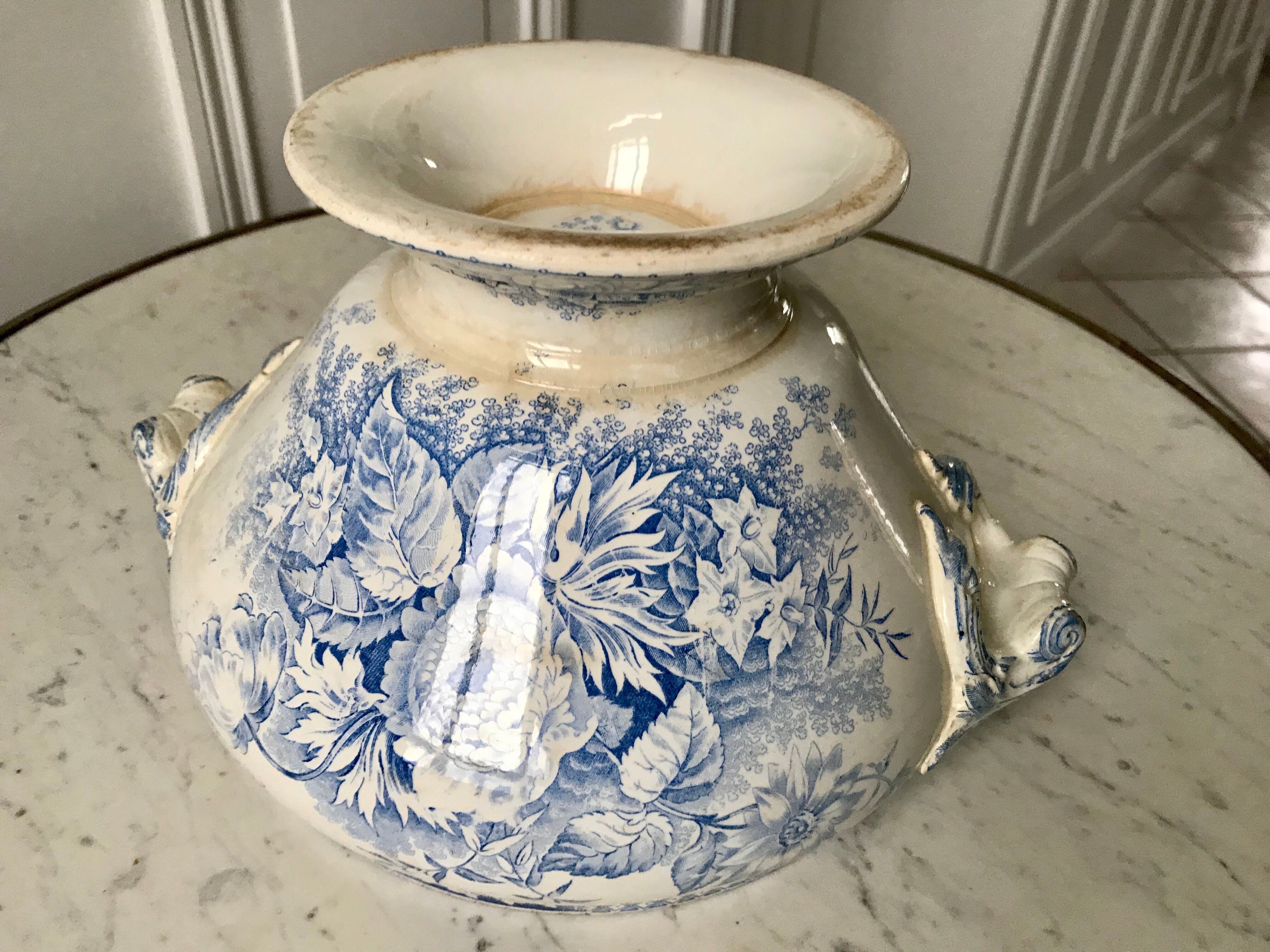 salad bowl Terre de Fer Digoin Sarreguemines model "Planter" late nineteenth