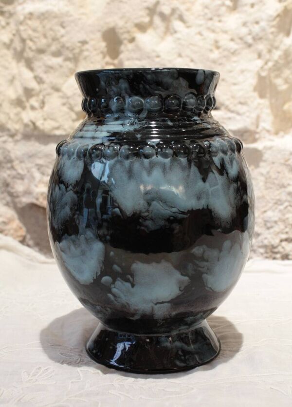 Vase 'Ciel de nuit' Blanche Letalle (1901-1990), faïencerie Saint Clément