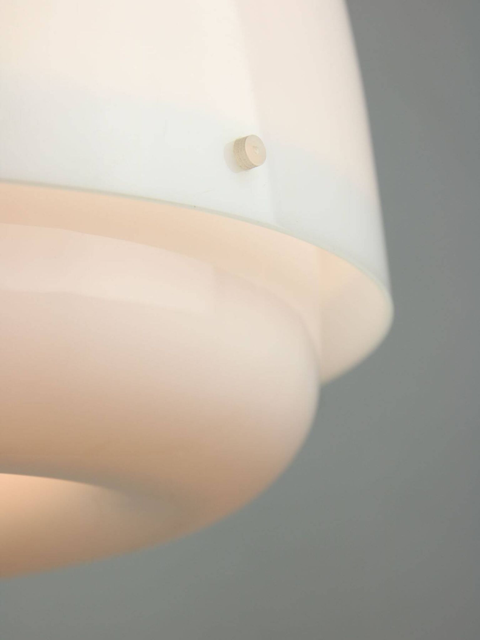 Italian White Medusa Pendant Lamp by Luigi Massoni for Guzzini, 1970s