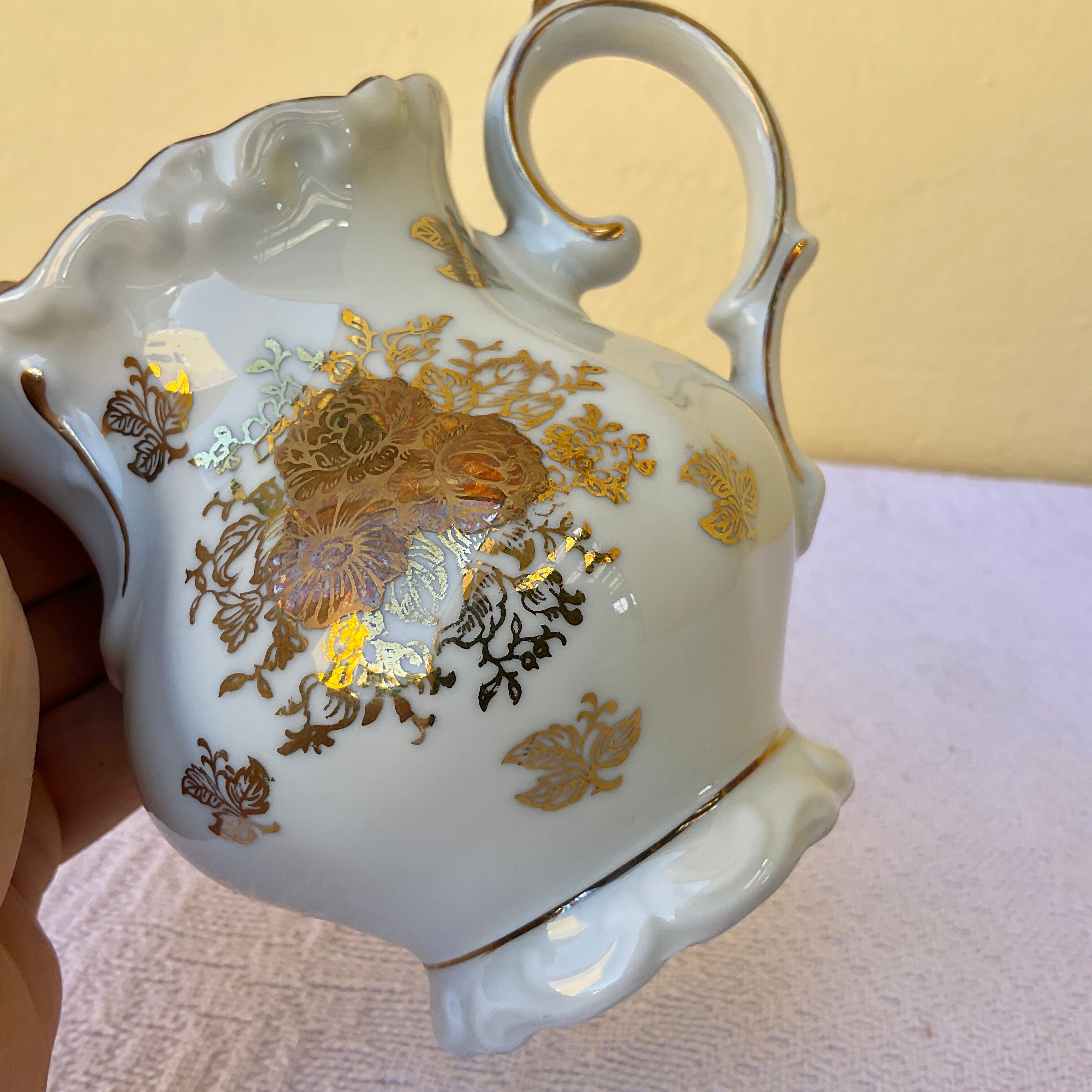 Creamer milk jar with gilding Bavaria