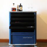 Servant / Industrial workshop bar