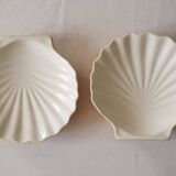 Set of 2 scallop shell bowls in beige and light brown porcelain