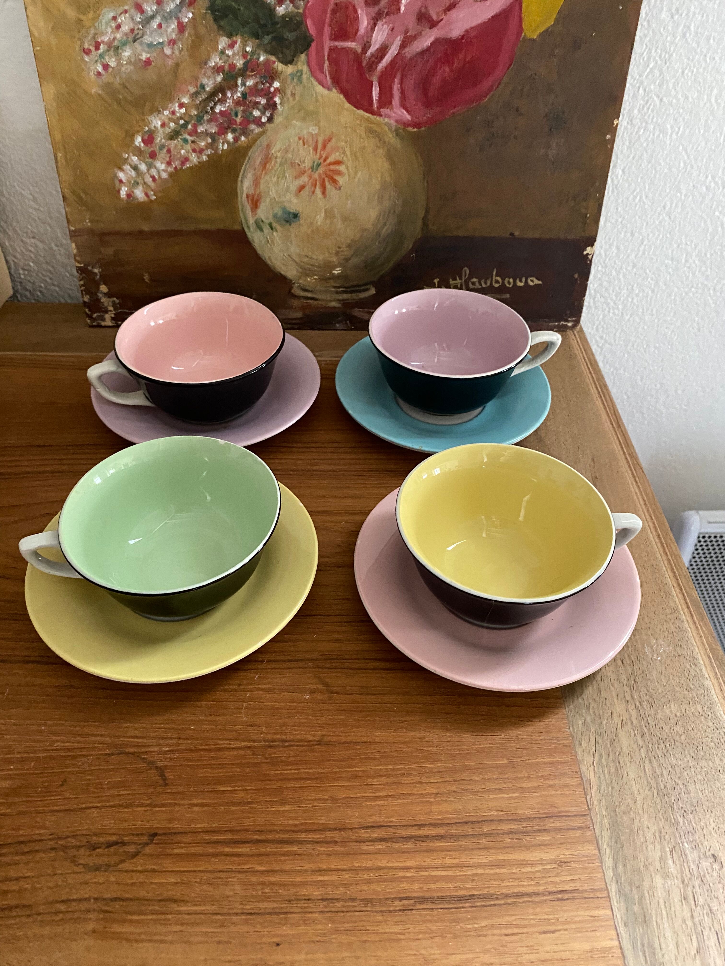4 vintage coffee cups