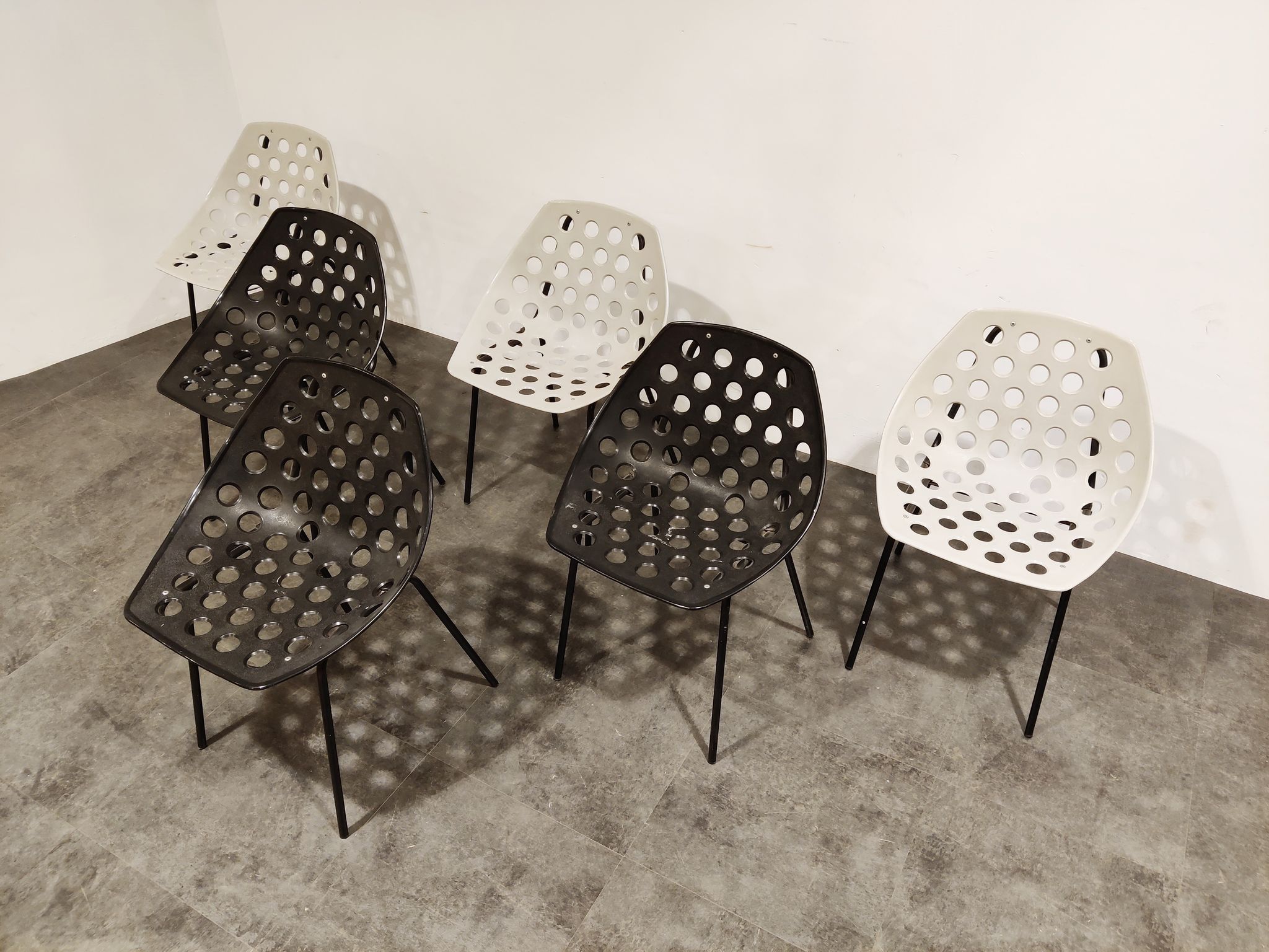 Vintage coquillage chairs by Pierre Guariche for Meurop, 1960