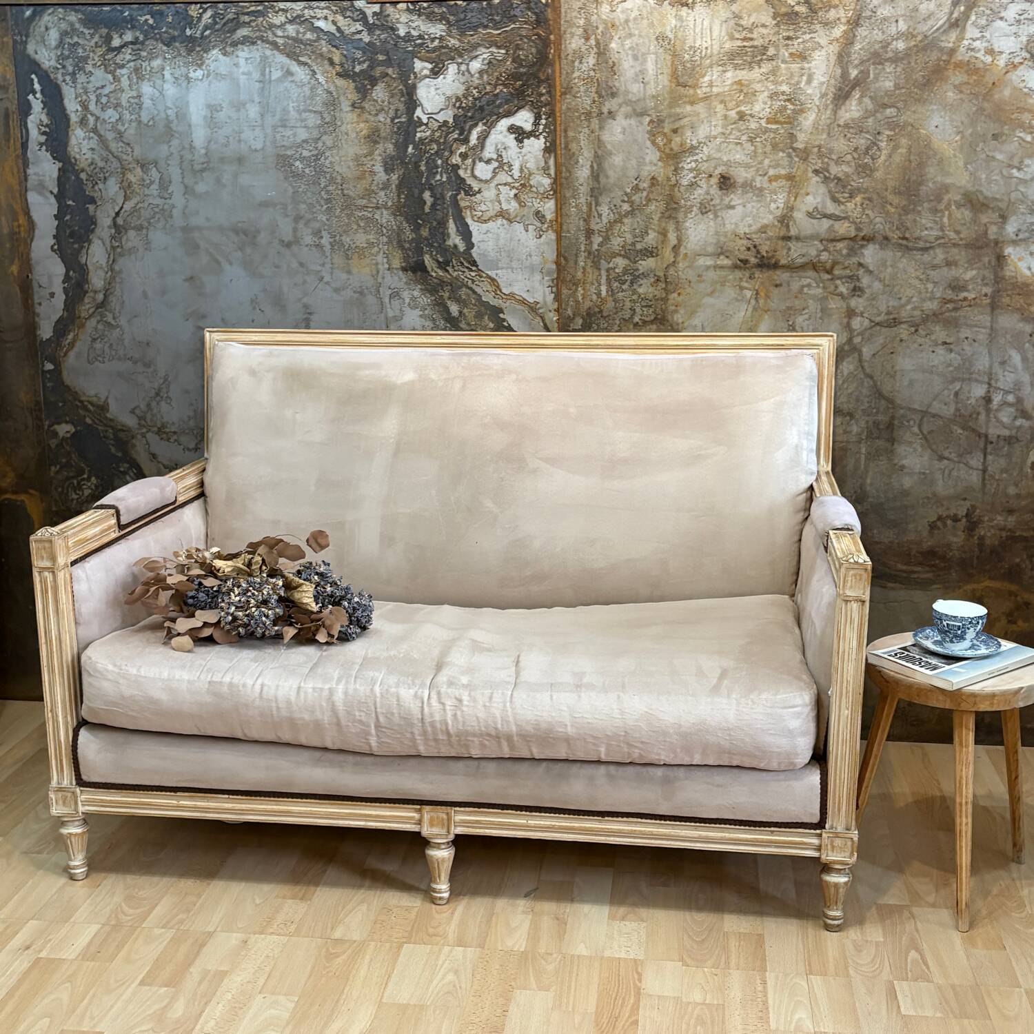 Louis XVI style nude organza canapé