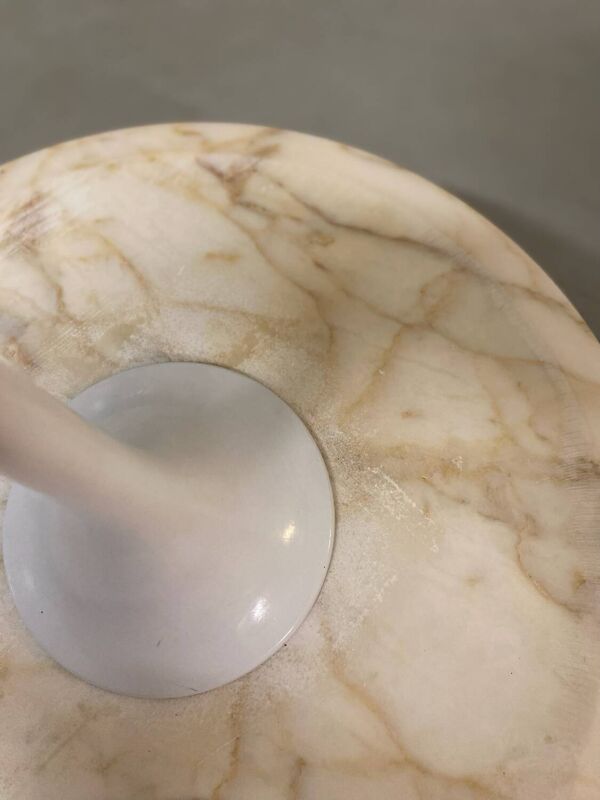 Table d'appoint Tulipe en marbre par Eero Saarinen pour Knoll
