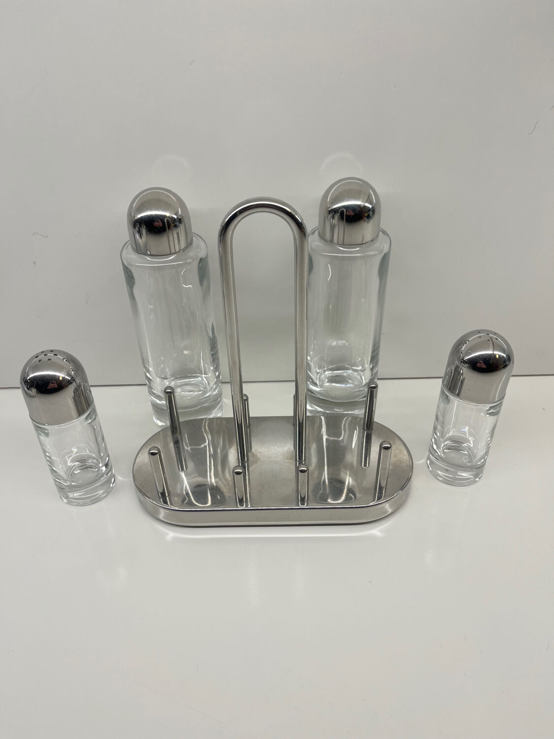Alessi – 5070 – Ettore Sottsass – Condiment set – Stainless steel & glass