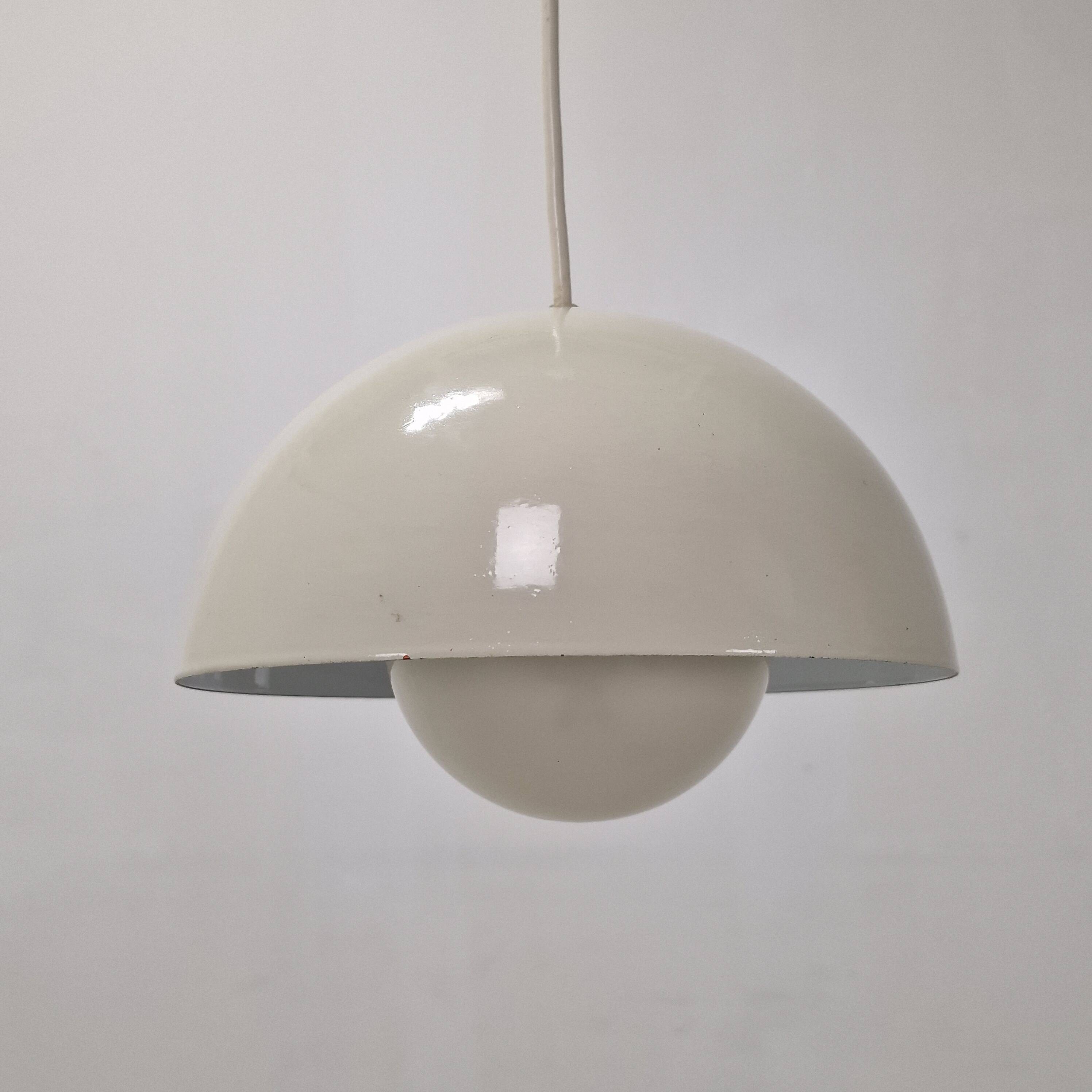 Set of 2 Verner Panton Flowerpot Ceiling Lamps – Vintage Design