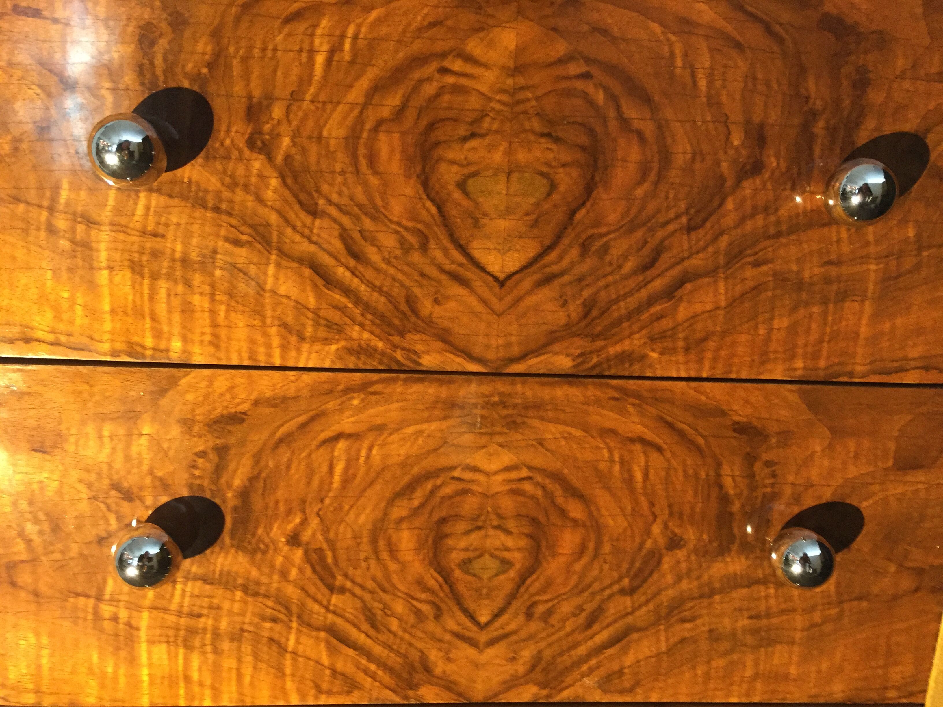 Commode art deco
