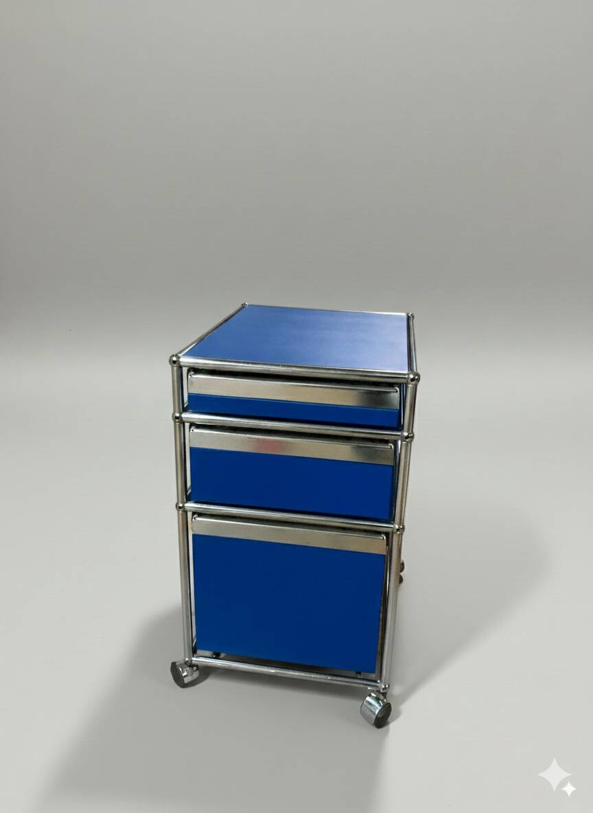 Caisson USM Haller M63 bleu mat – 3 tiroirs sur roulettes – design suisse