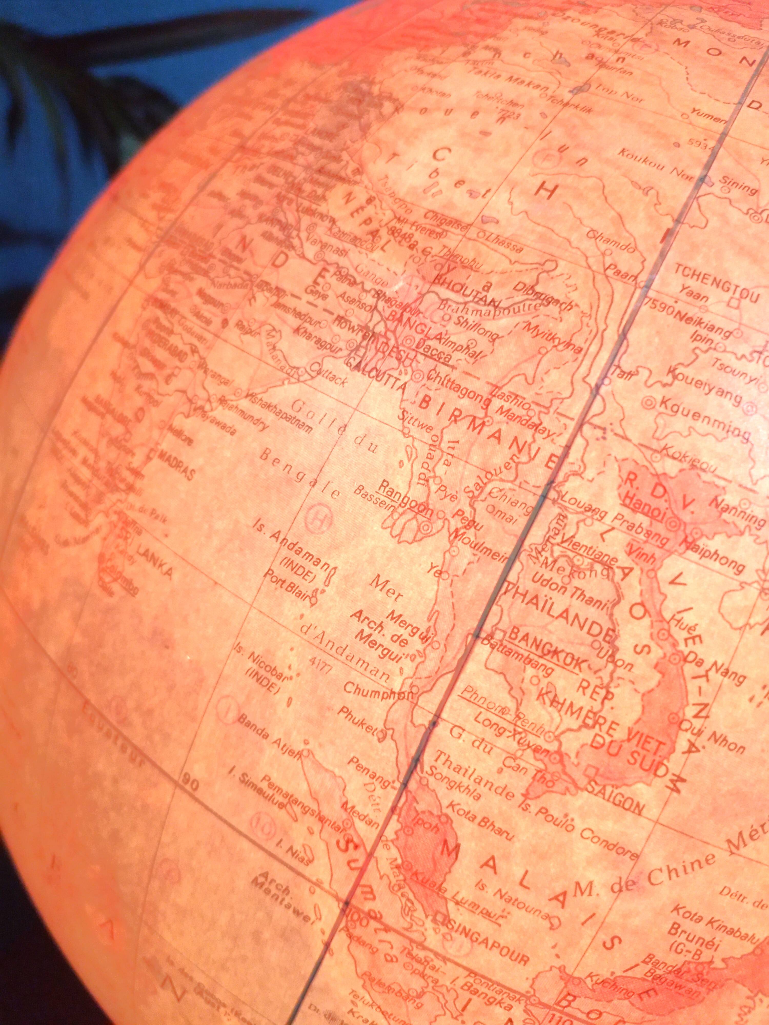 Terrestrial globe RDA 1970s