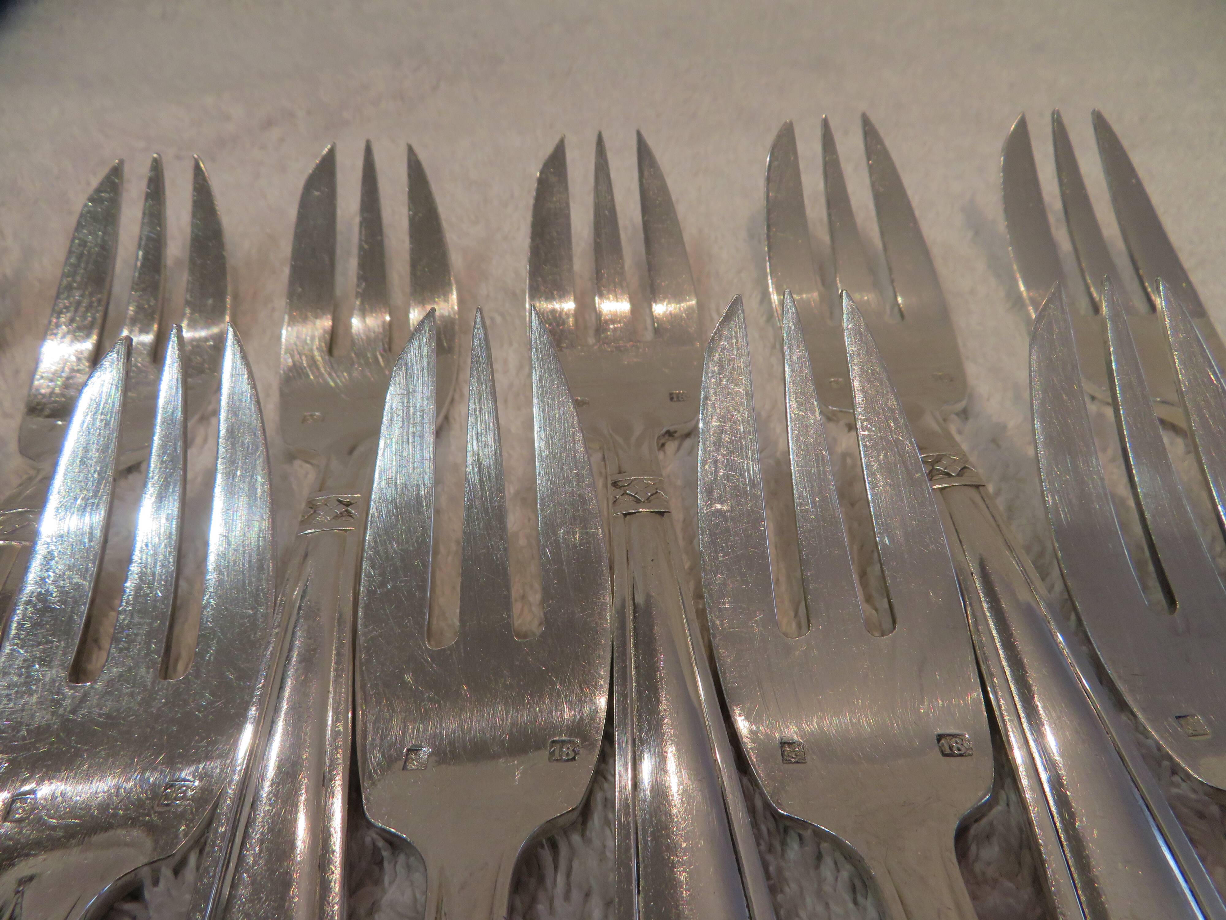 12 silver plated cake forks, goldsmith AH Grand Prix Monaco 14cm
