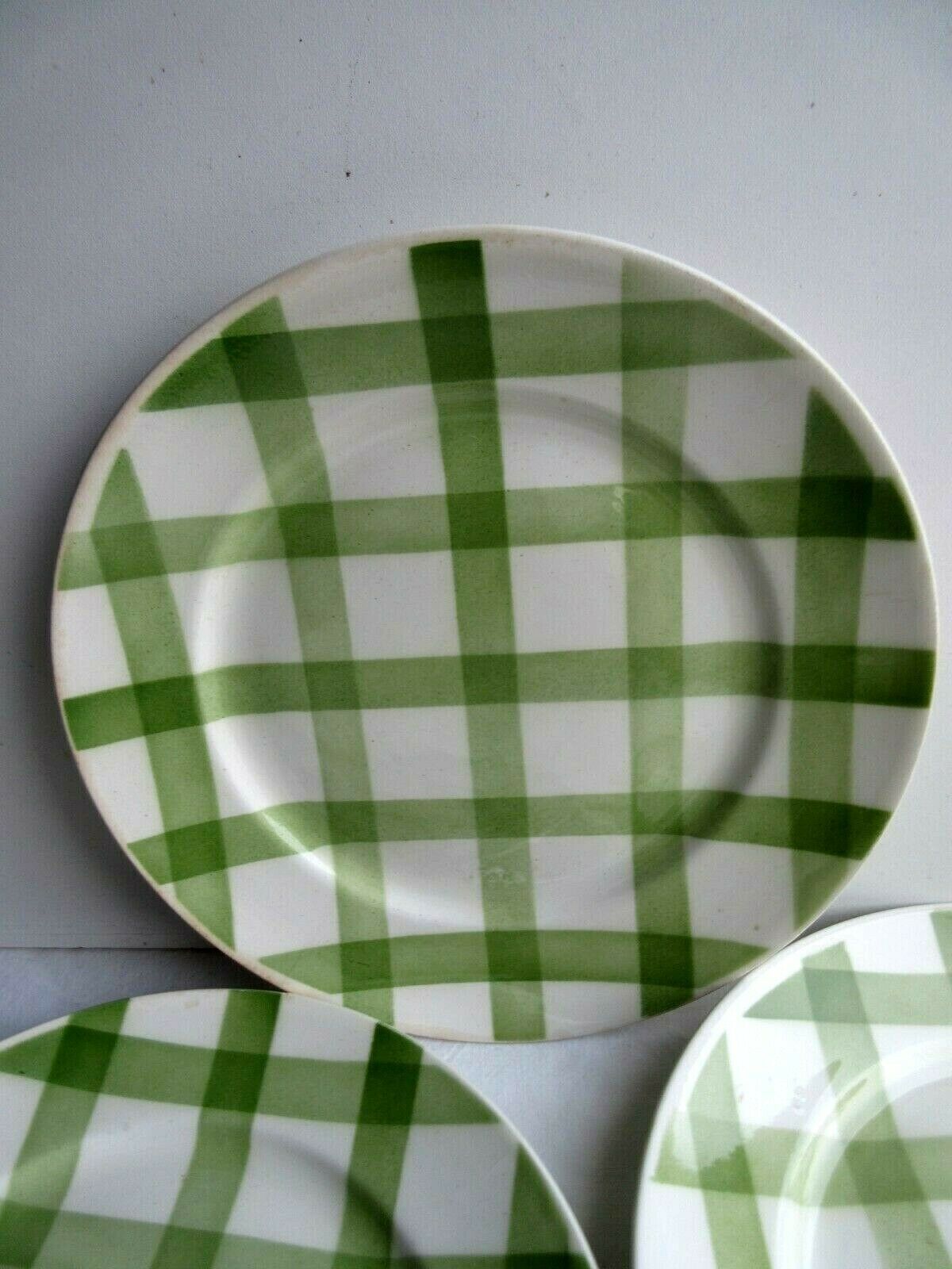 3 flat plates vintage art deco style, green checkered, Moulins des Loups
