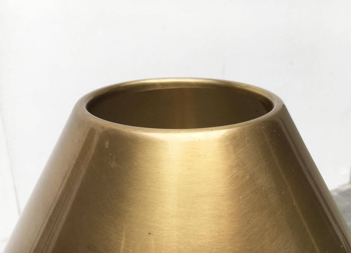 Lesan floor lamp in vintage German brass, Hollywood Regency style by Florian Schulz, 1970s.