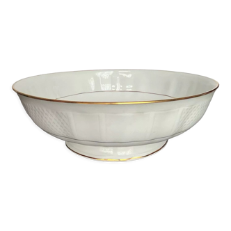 White porcelain salad bowl