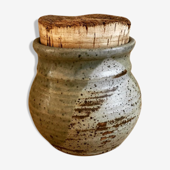 Sandstone pot