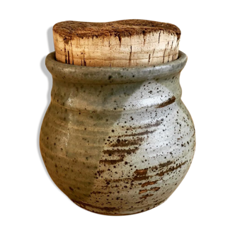 Sandstone pot