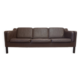 Canapé 3 places cuir design scandinave.