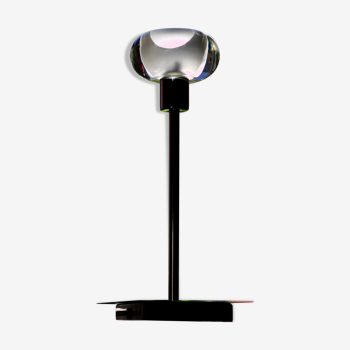 Table lamp with a clean style - Very chic and design