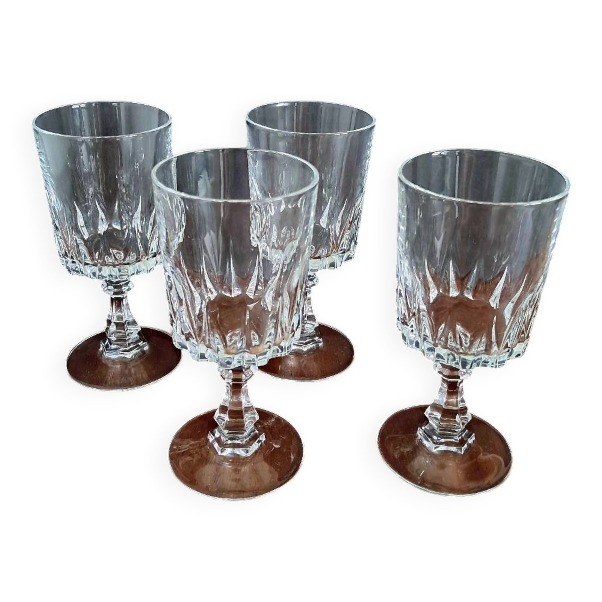 4 verres à vin blanc ou porto en cristal modèle Louvre