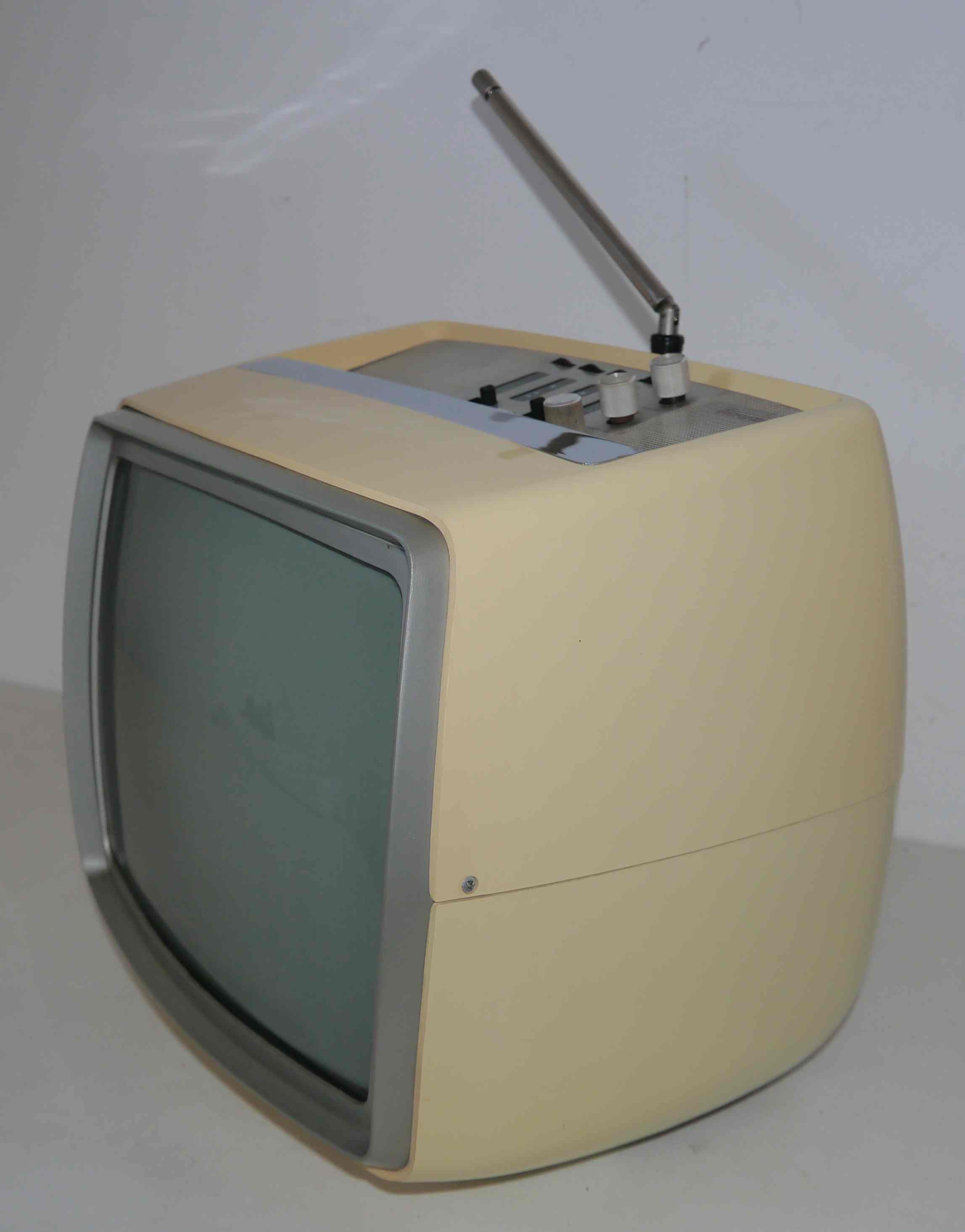 Old Brandt TV type 31.411