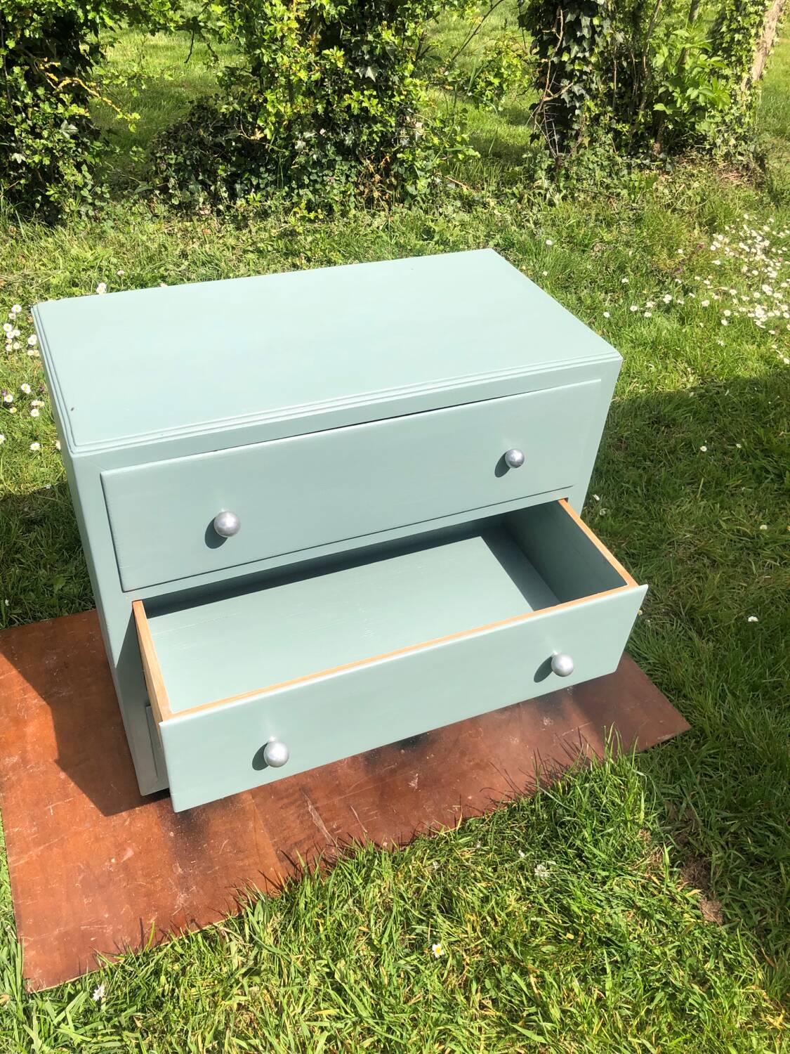 Vintage chest of drawers