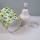 Lampe vintage en céramique blanche avec abat-jour citron, sur mesure