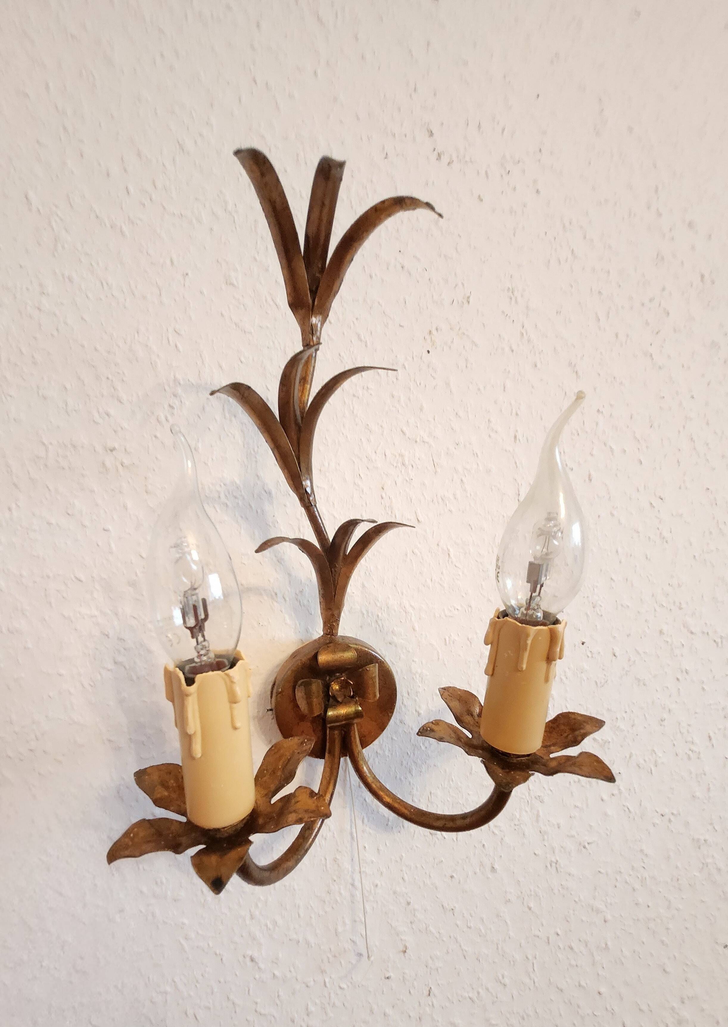 Set von 2 vergoldete Hollywood-Regency Wandlampen, Italien, 1950-70e