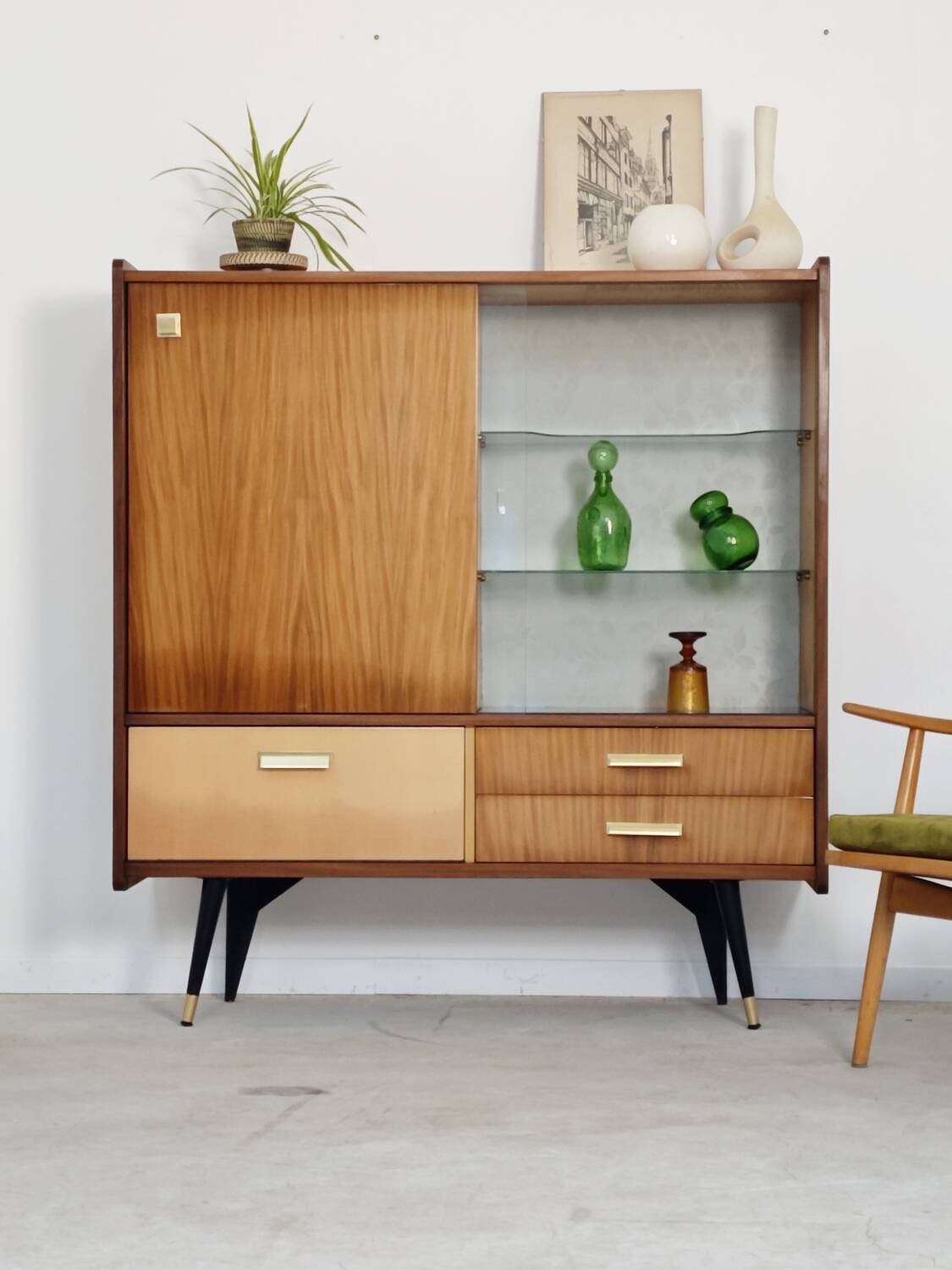 East German sideboard/glass cabinet from the 1960s