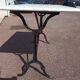 Table de bistrot en marbre pied en fer