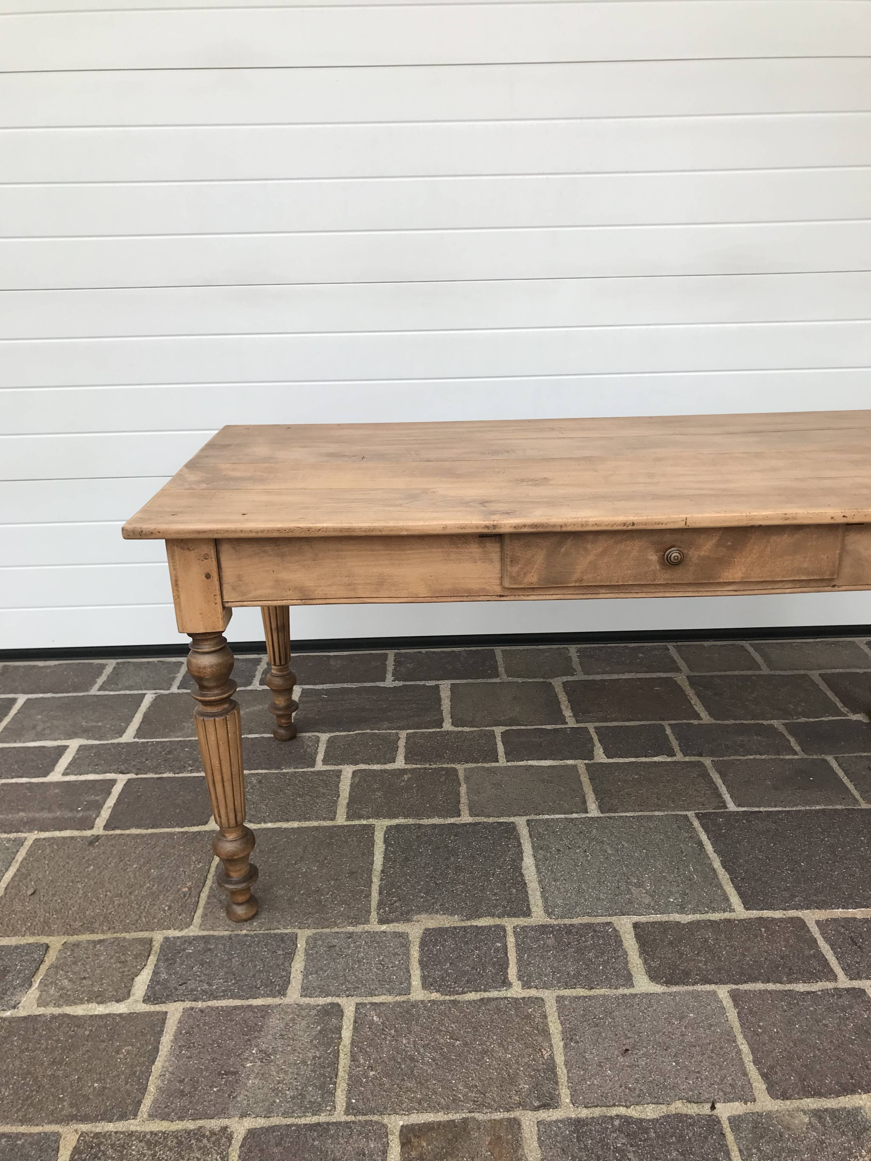 Farmhouse table