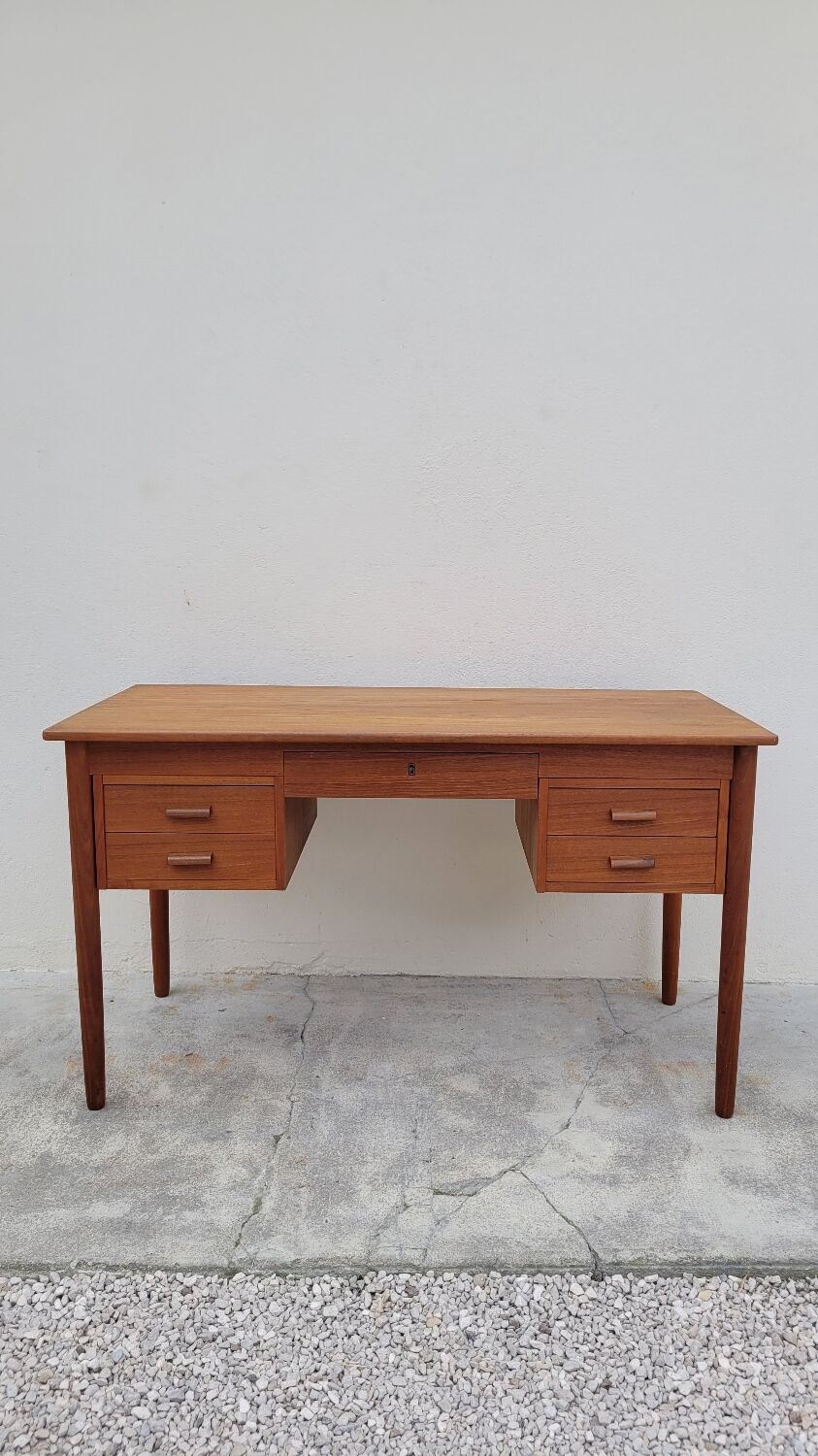 Danish Scandinavian desk in vintage teak 5 drawers, 1950s