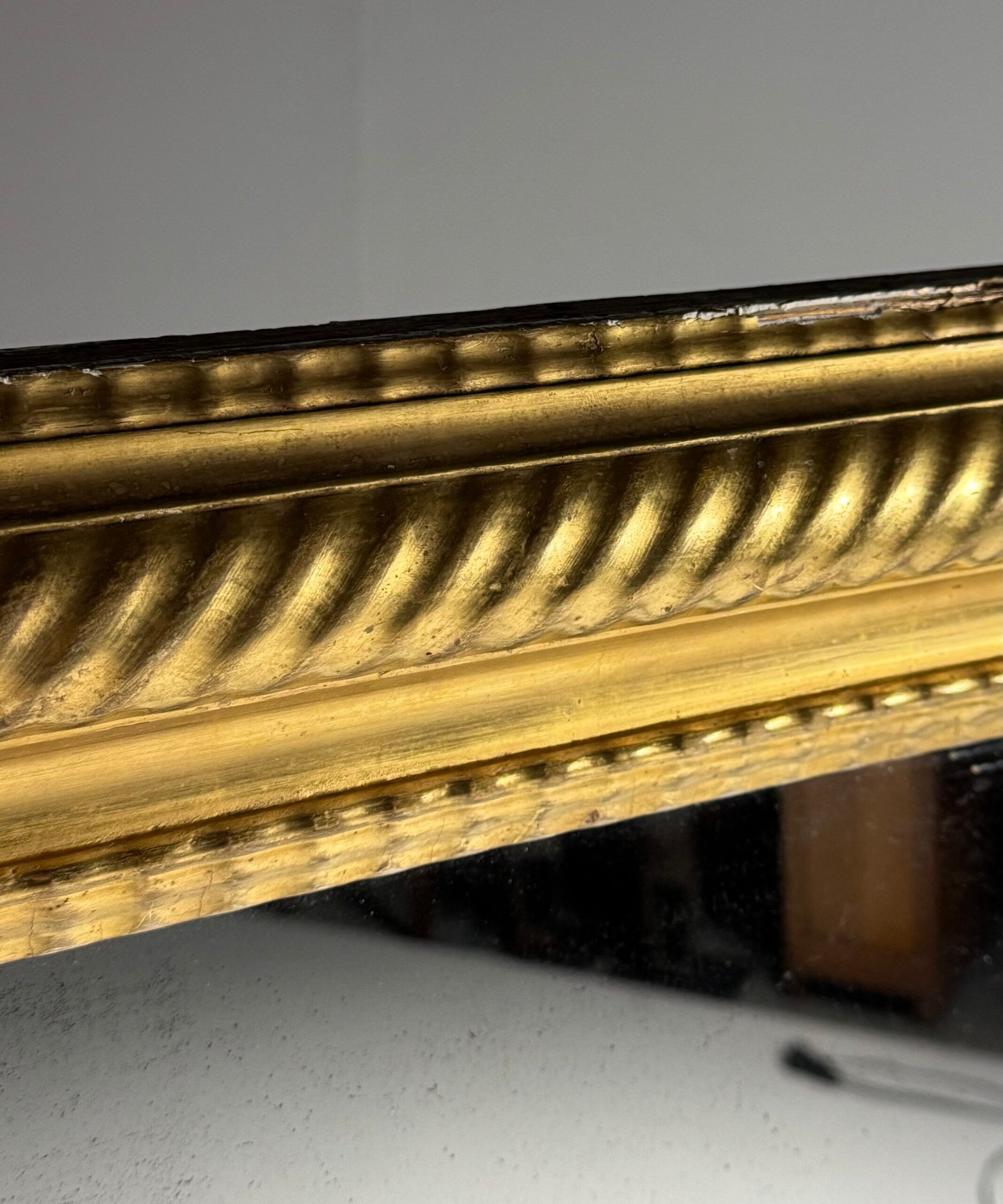 Miroir à cadre ondulé français 187 cm