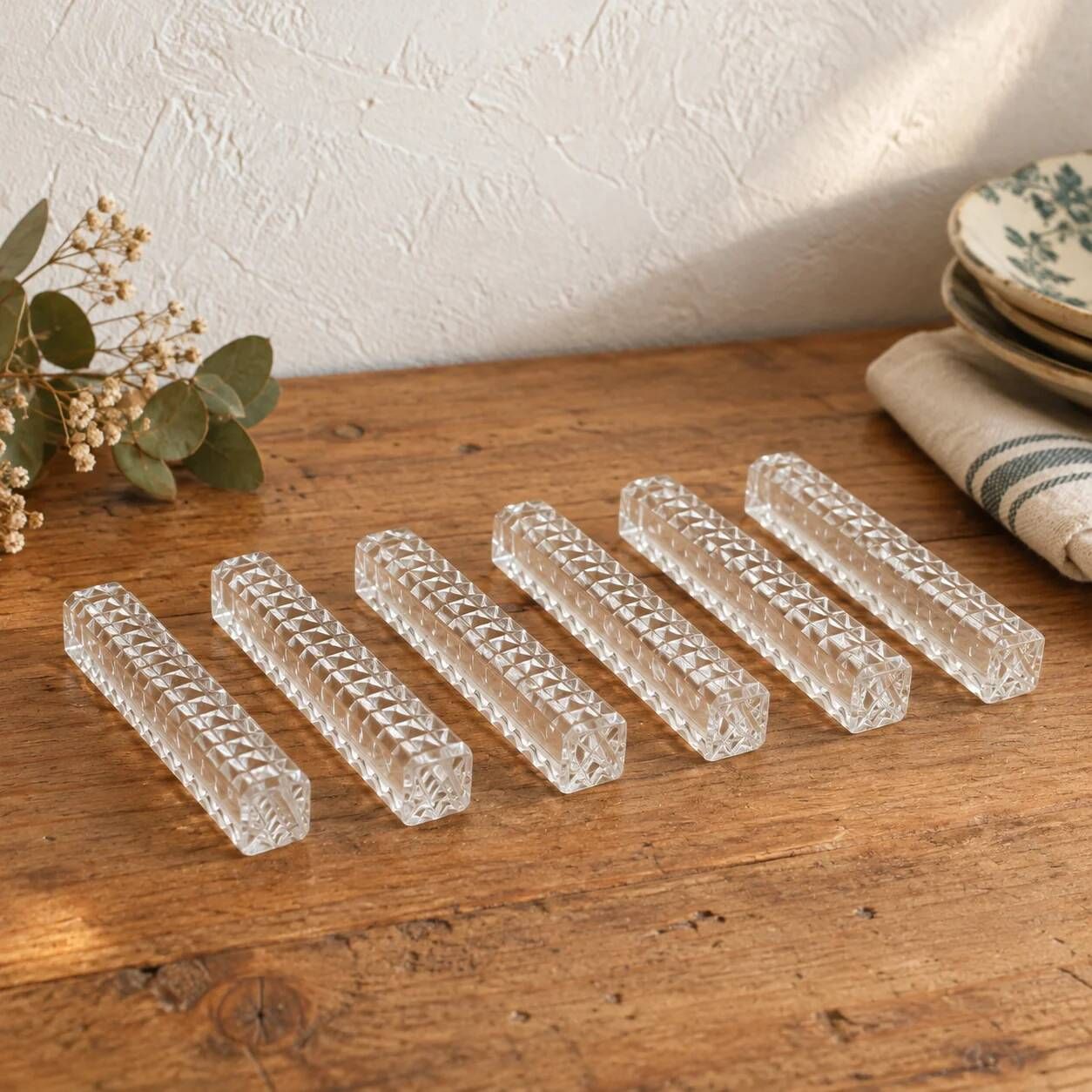 Set of 6 Cristal d'Arques knife rests model Diamond with original box.