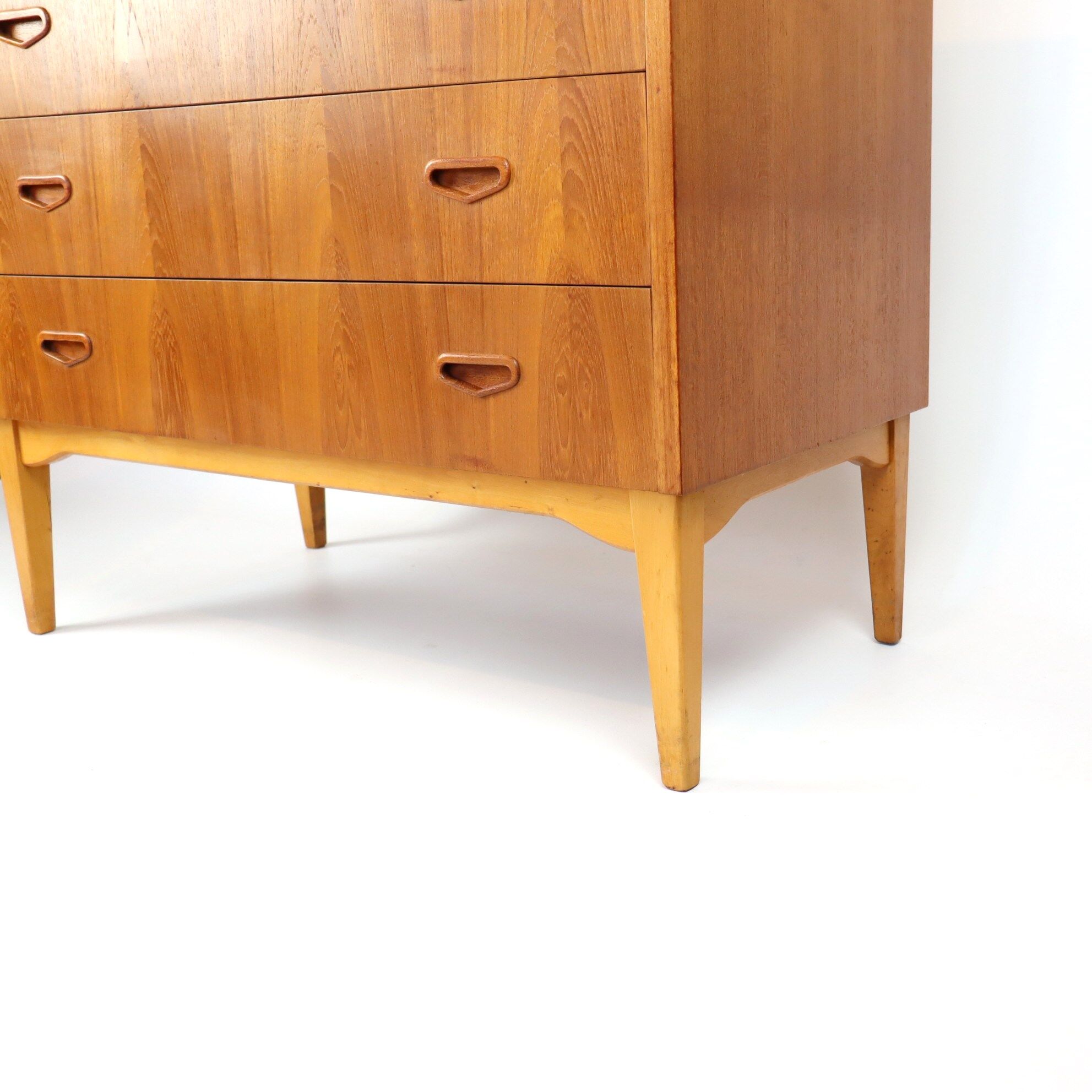 Teak secretary of Egon Ostergaard